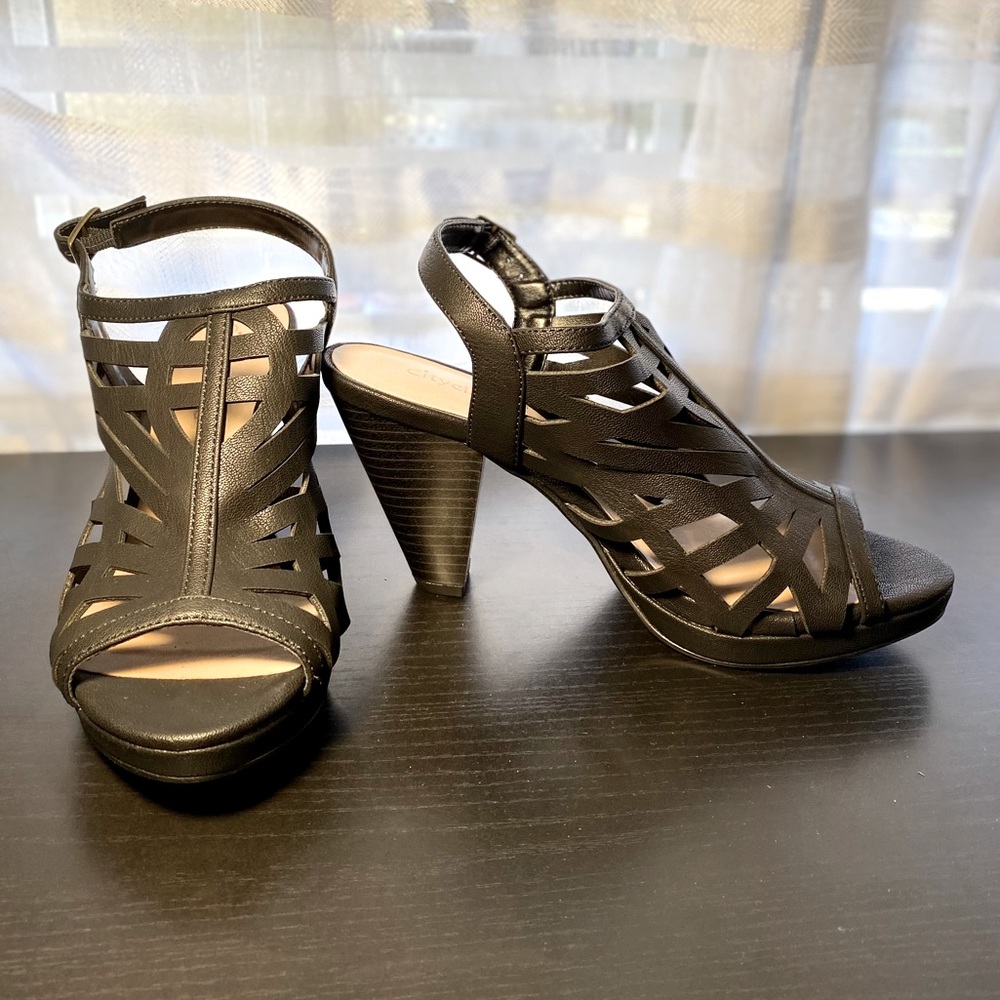 BRAND NEW: Black heals